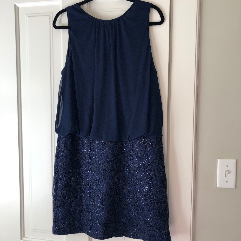 Perceptions of New York sleeveless cocktail dress